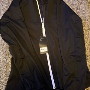 Walter Hagen black Windbreaker with White Zipper